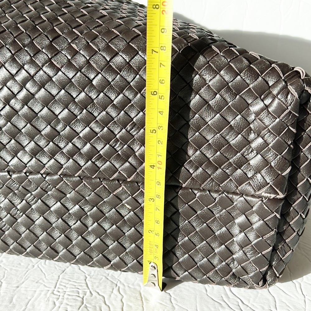 Ultra Soft Genuine Leather Large Tote - Picture 10 of 16